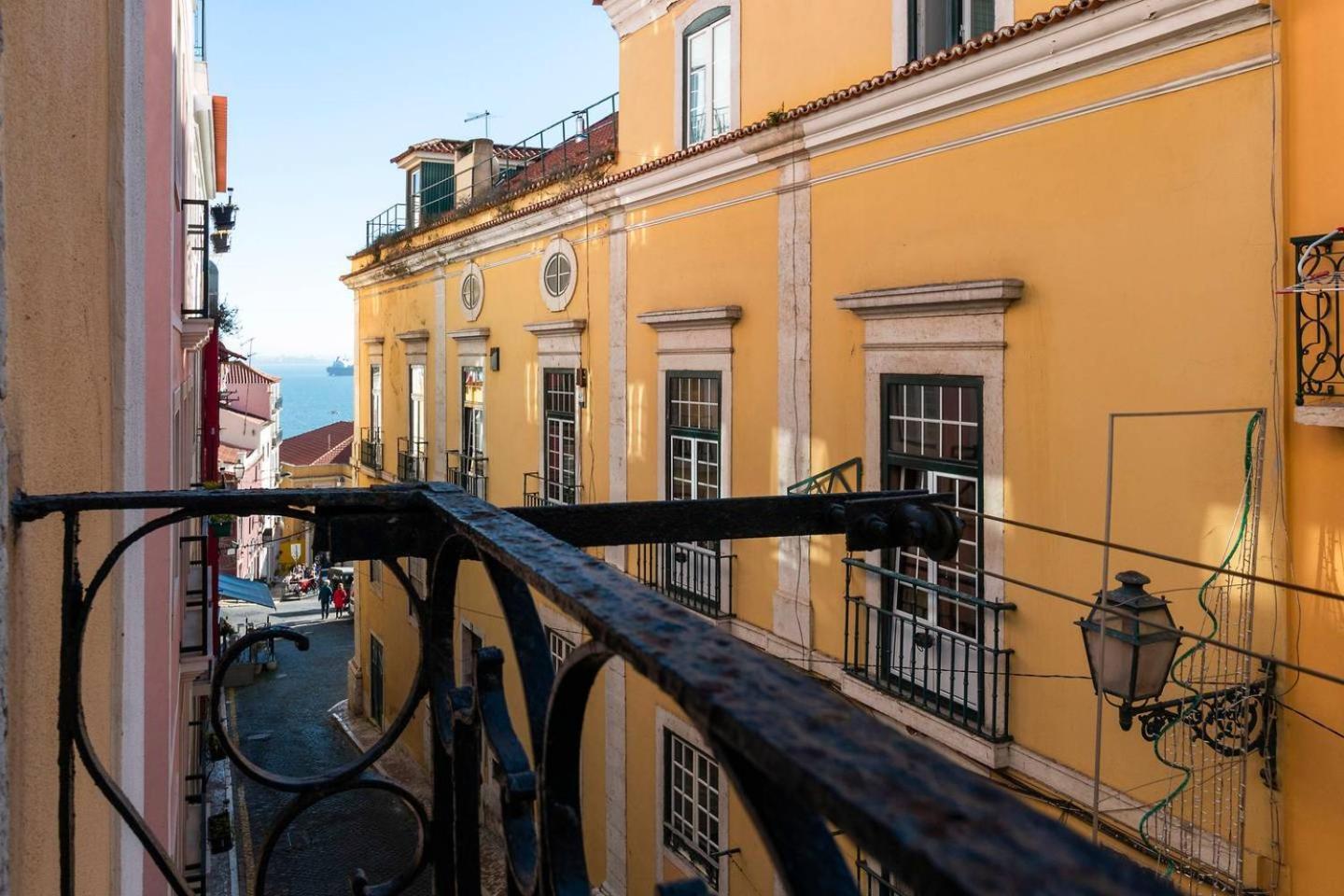 Guestready - Amazing Alfama Family Apt Near National Pantheon! Лісабон Екстер'єр фото